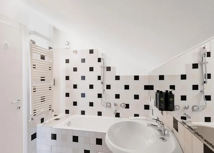 Relstay - Arco Della Pace - Sunny Loft Mediolan
