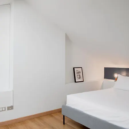 شقة Relstay - Arco Della Pace - Sunny Loft